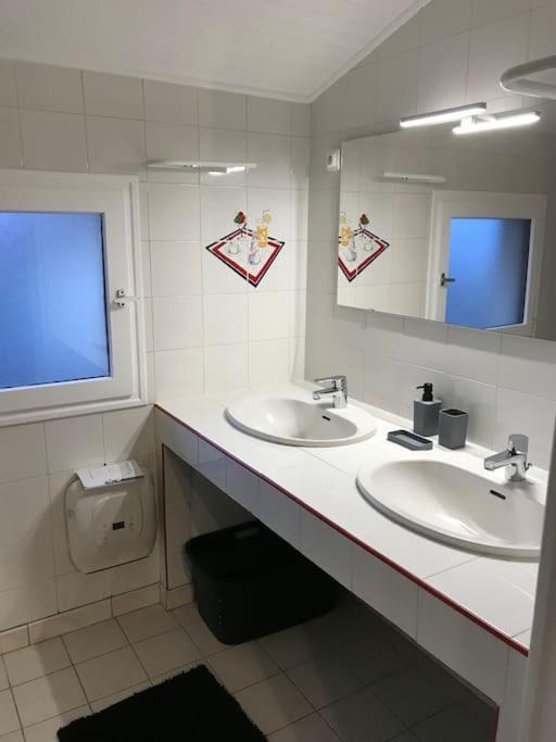 Maison 3 Chambres - Chez Florence Yzeure Εξωτερικό φωτογραφία