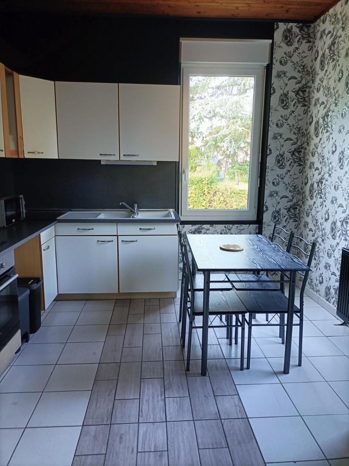 Maison 3 Chambres - Chez Florence Yzeure Εξωτερικό φωτογραφία